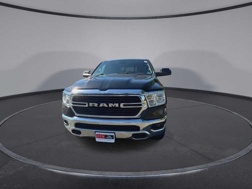 Diamond Black Crystal Pearlcoat 2020 RAM 1500 Big Horn/Lone Star