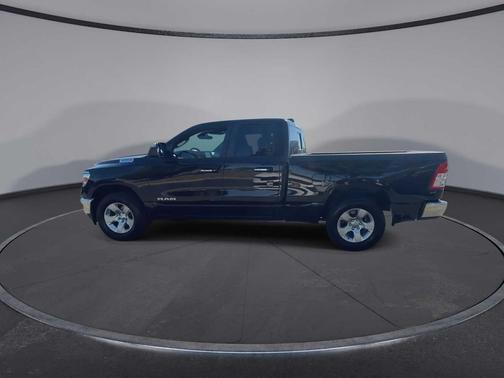 Diamond Black Crystal Pearlcoat 2020 RAM 1500 Big Horn/Lone Star