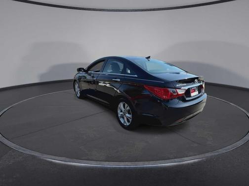 Phantom Black Metallic 2011 Hyundai SONATA Limited