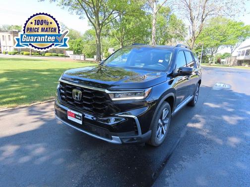 2025 Honda Pilot Touring 8-Passenger