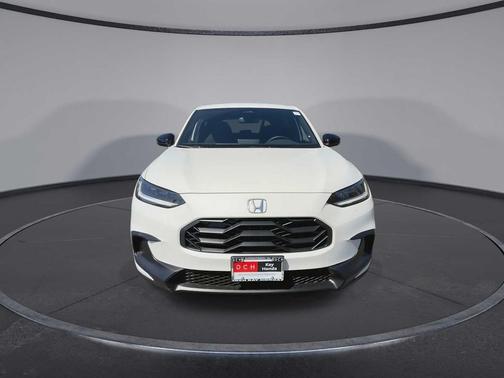 Platinum White Pearl 2027 Honda HR-V Sport