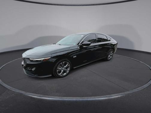 Crystal Black Pearl 2023 Honda Accord EX