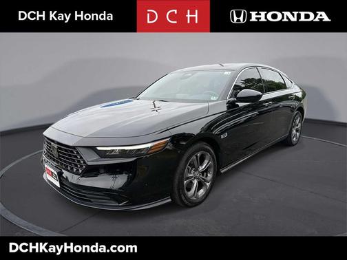 Crystal Black Pearl 2023 Honda Accord EX