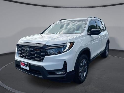 2024 Honda Passport AWD TrailSport