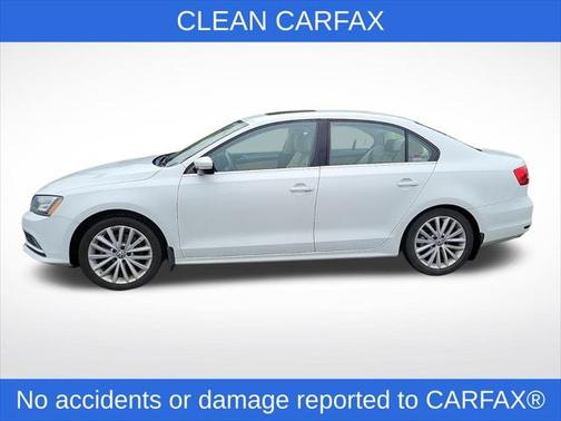 2015 Volkswagen Jetta Auto SE w/Connectivity/Navigation