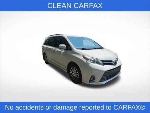 2020 Toyota Sienna XLE Premium