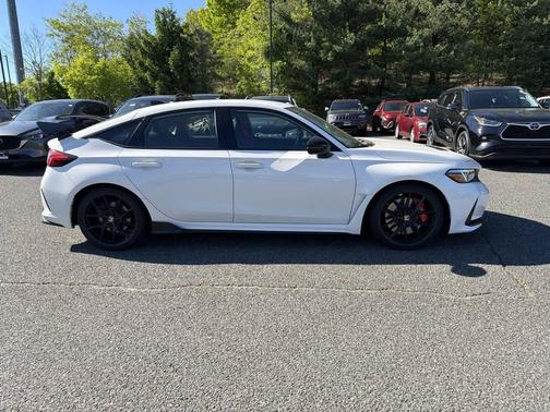 Championship White 2024 Honda Civic Type R Manual