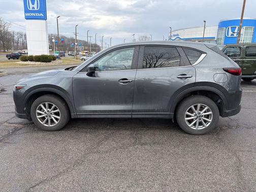 2023 Mazda CX-5 2.5 S Preferred Package