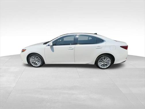 2016 Lexus ES 350 Base