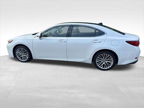 2016 Lexus ES 350 Base