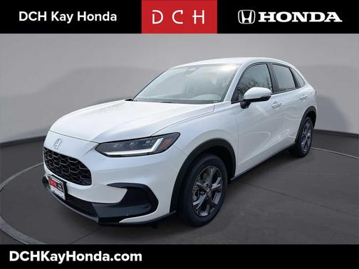 Platinum White Pearl 2026 Honda HR-V LX