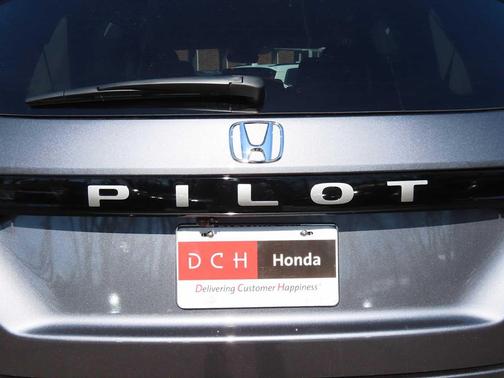Modern Steel Metallic 2026 Honda Pilot EX-L