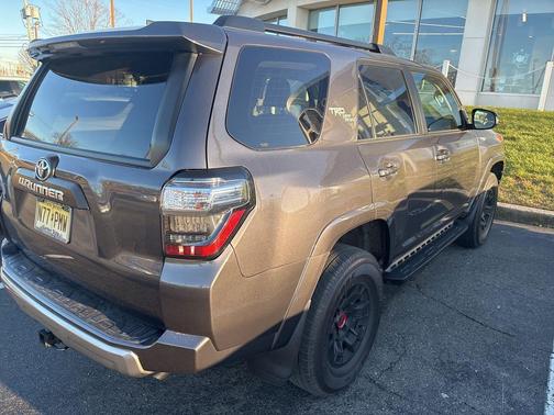 2022 Toyota 4Runner TRD Off Road Premium