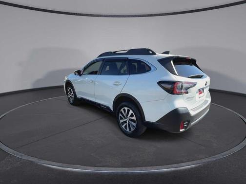 Crystal White Pearl 2022 Subaru Outback Premium