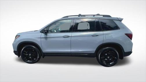 2025 Honda Passport AWD Black