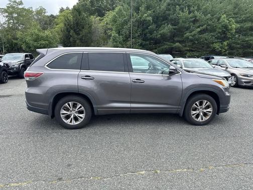 Predawn Gray Mica 2015 Toyota Highlander XLE