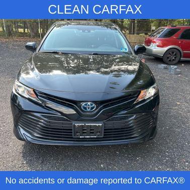 2018 Toyota Camry Hybrid LE