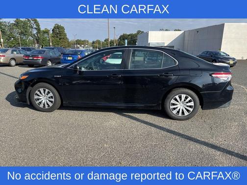 2018 Toyota Camry Hybrid LE
