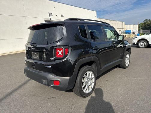 2022 Jeep Renegade Latitude