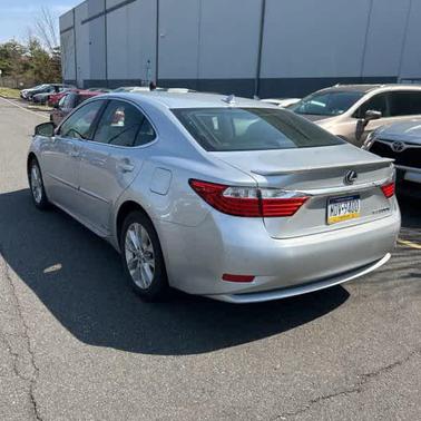 Silver Lining Metallic 2013 Lexus ES 300h Base