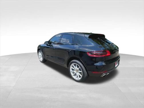 2018 Porsche Macan Base