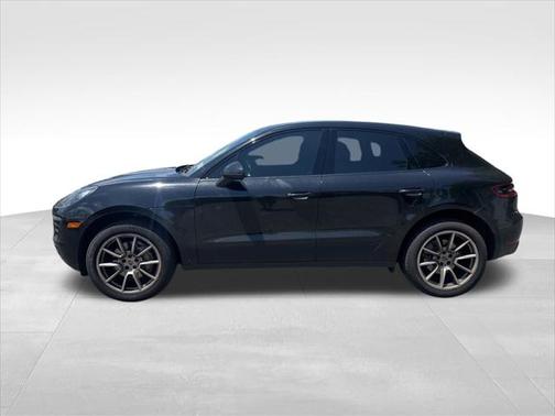 2018 Porsche Macan Base