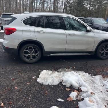 Alpine White 2018 BMW X1 xDrive28i