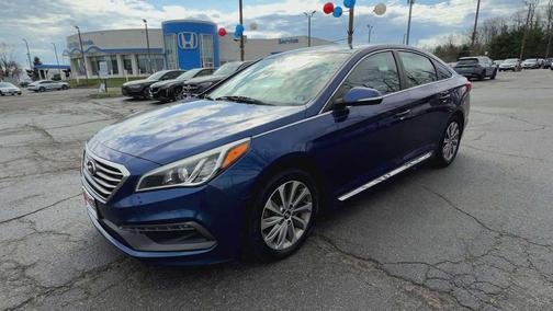 Lakeside Blue 2017 Hyundai SONATA Sport