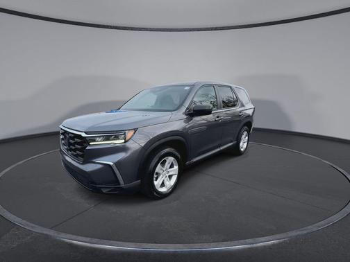 2023 Honda Pilot AWD LX