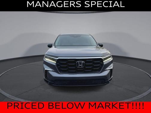 2023 Honda Pilot AWD LX