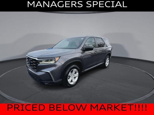 2023 Honda Pilot AWD LX