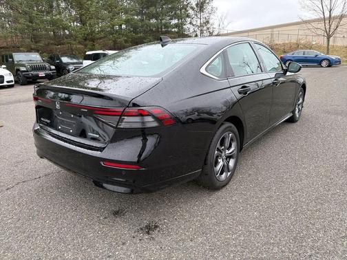 Crystal Black Pearl 2025 Honda Accord Hybrid EX-L