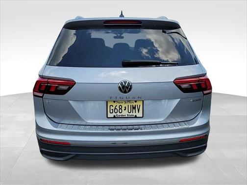 2022 Volkswagen Tiguan 2.0T SE 4MOTION