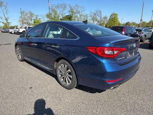 Lakeside Blue 2017 Hyundai SONATA Sport