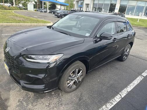 Crystal Black Pearl 2024 Honda HR-V EX-L