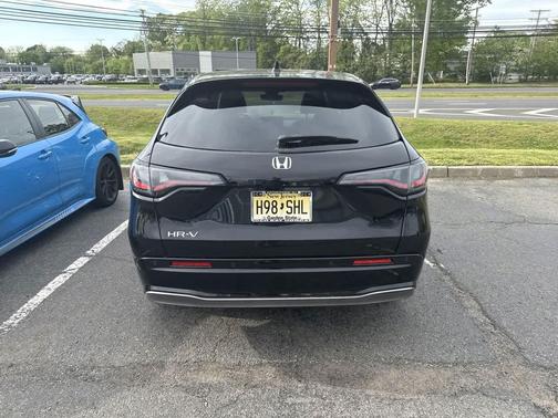 Crystal Black Pearl 2024 Honda HR-V EX-L