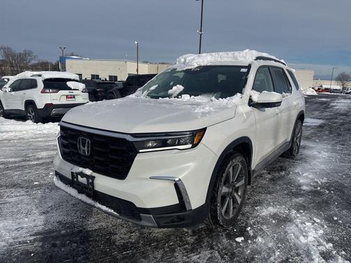 2023 Honda Pilot AWD Elite