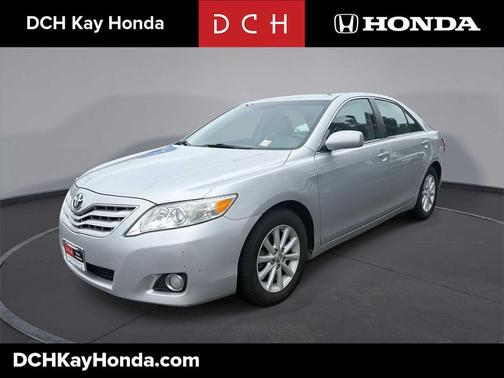 Classic Silver Metallic 2010 Toyota Camry XLE