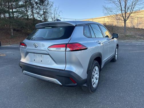 2024 Toyota Corolla Cross L
