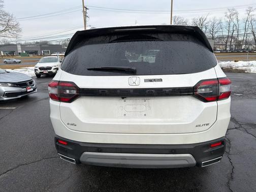 2025 Honda Pilot Elite