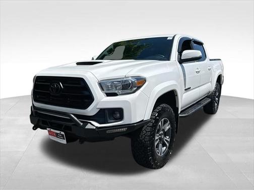 2017 Toyota Tacoma TRD Sport