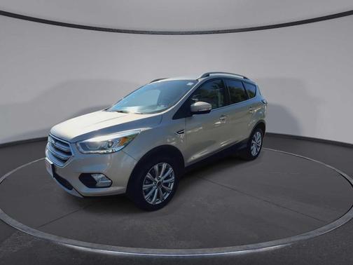 WHITE GOLD METALLIC 2017 Ford Escape Titanium