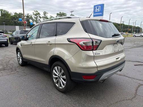 WHITE GOLD METALLIC 2017 Ford Escape Titanium