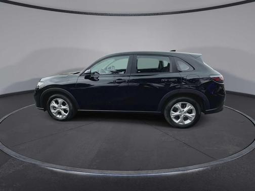 Crystal Black Pearl 2023 Honda HR-V LX