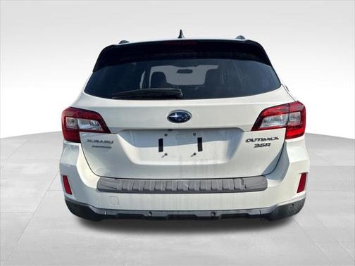 2017 Subaru Outback 3.6R Touring