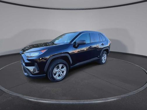 2022 Toyota RAV4 Hybrid LE
