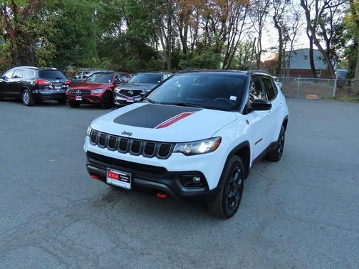 2024 Jeep Compass Trailhawk