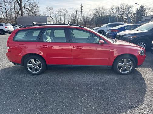 2005 Volvo V50 T5