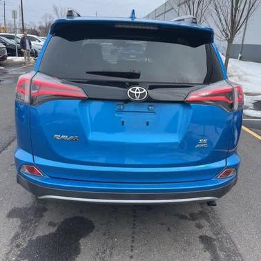 2018 Toyota RAV4 SE