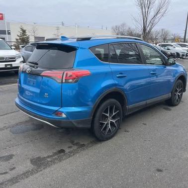 2018 Toyota RAV4 SE